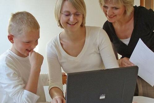 Online family Learn about the Old Brooklyn Connected Wi-Fi